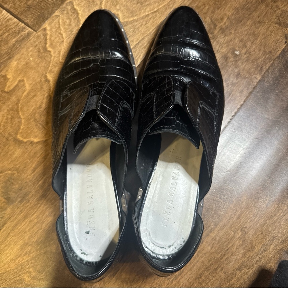 $378 Freda Salvador Shoes Womens 9.5 Black Crocodile Embossed D'Orsay Loafers - Picture 8 of 9